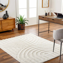 Carregar imagem no visualizador da galeria, Arnel Cream Area Rug
