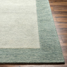 Carregar imagem no visualizador da galeria, Amadi Green Wool Area Rug
