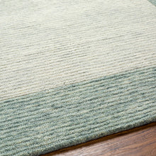 Carregar imagem no visualizador da galeria, Amadi Green Wool Area Rug
