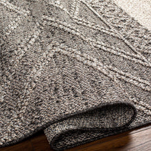 Carregar imagem no visualizador da galeria, Areli Beige / Brown Outdoor Rug

