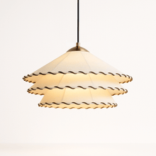 Carregar imagem no visualizador da galeria, Suspen Chandelier

