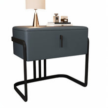 Carregar imagem no visualizador da galeria, Syrtari Side Table
