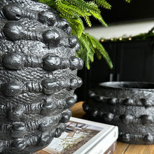 Cargar imagen en el visor de la galería, Handcrafted Textured Outdoor Matte Black Planters, Set of 3
