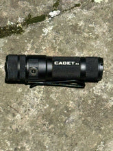 Carregar imagem no visualizador da galeria, Cadet Gen4 1,200 Lumen Tactical EDC Flashlight
