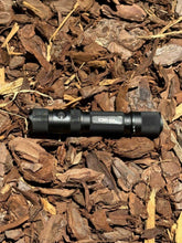 Load image into Gallery viewer, E9R GEN4 - 2,550 Lumen Tactical EDC Flashlight
