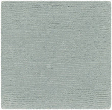 Carregar imagem no visualizador da galeria, Brockton Solid Dusty Sage Wool Rug
