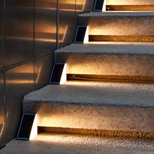 Load image into Gallery viewer, Trie Outdoor Floor Lamp

