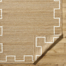 Carregar imagem no visualizador da galeria, Aileen Area Rug
