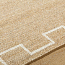 Carregar imagem no visualizador da galeria, Aileen Area Rug
