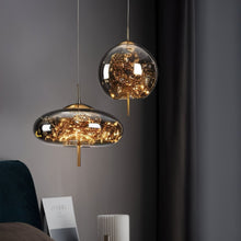 Cargar imagen en el visor de la galería, Twirl Pendant Light
