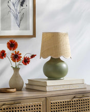 Load image into Gallery viewer, Theisseil Green Table Lamp
