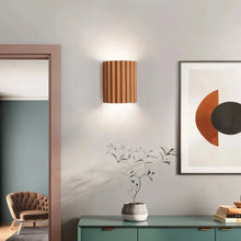 Load image into Gallery viewer, Ujal Wall Lamp
