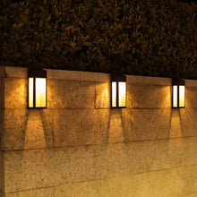 Carregar imagem no visualizador da galeria, Vita Outdoor Wall Lamp
