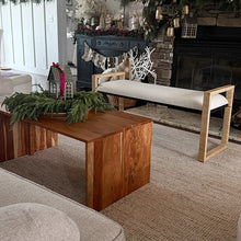 Carregar imagem no visualizador da galeria, Woven Rattan Wooden Bench
