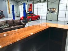 Carregar imagem no visualizador da galeria, Bar Top and Table Top Clear Epoxy Resin 4 Gallons
