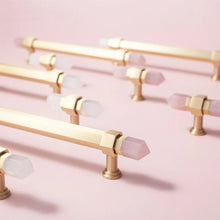 Carregar imagem no visualizador da galeria, Zakitu Crystal Knob &amp; Pull Bar
