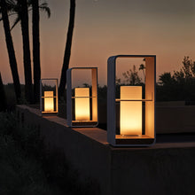 Carregar imagem no visualizador da galeria, Zence Outdoor Garden Lamp
