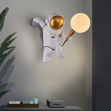 Carregar imagem no visualizador da galeria, Zero Gravity Wall Lamp/Table Lamp
